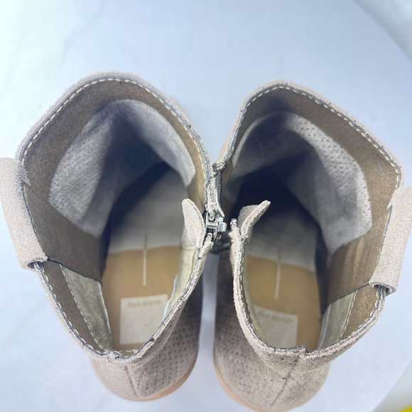 NWT DOLCE VITA Womens 10 Beige Perforated Ankle Boots Stacked Heels Side Zip Up - Picture 9 of 10